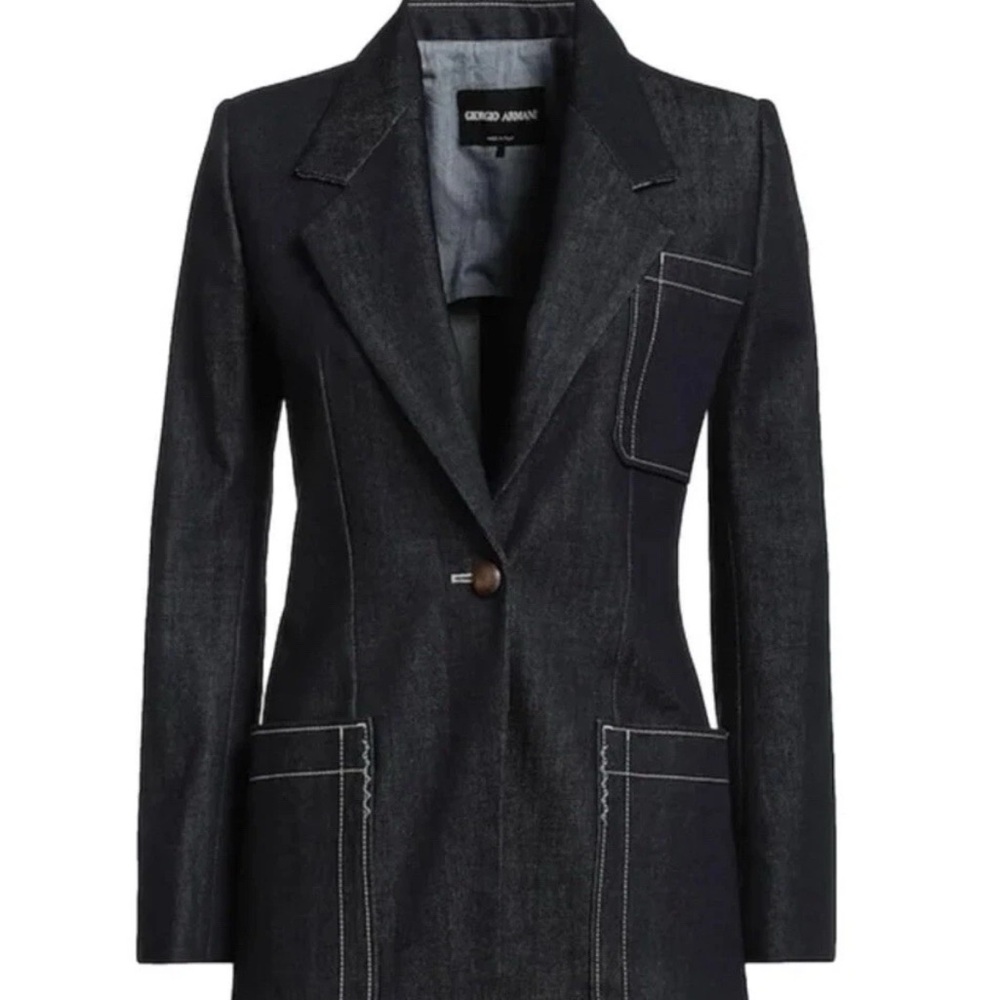 Giorgio Armani Black Blazer with Structured Shoulders